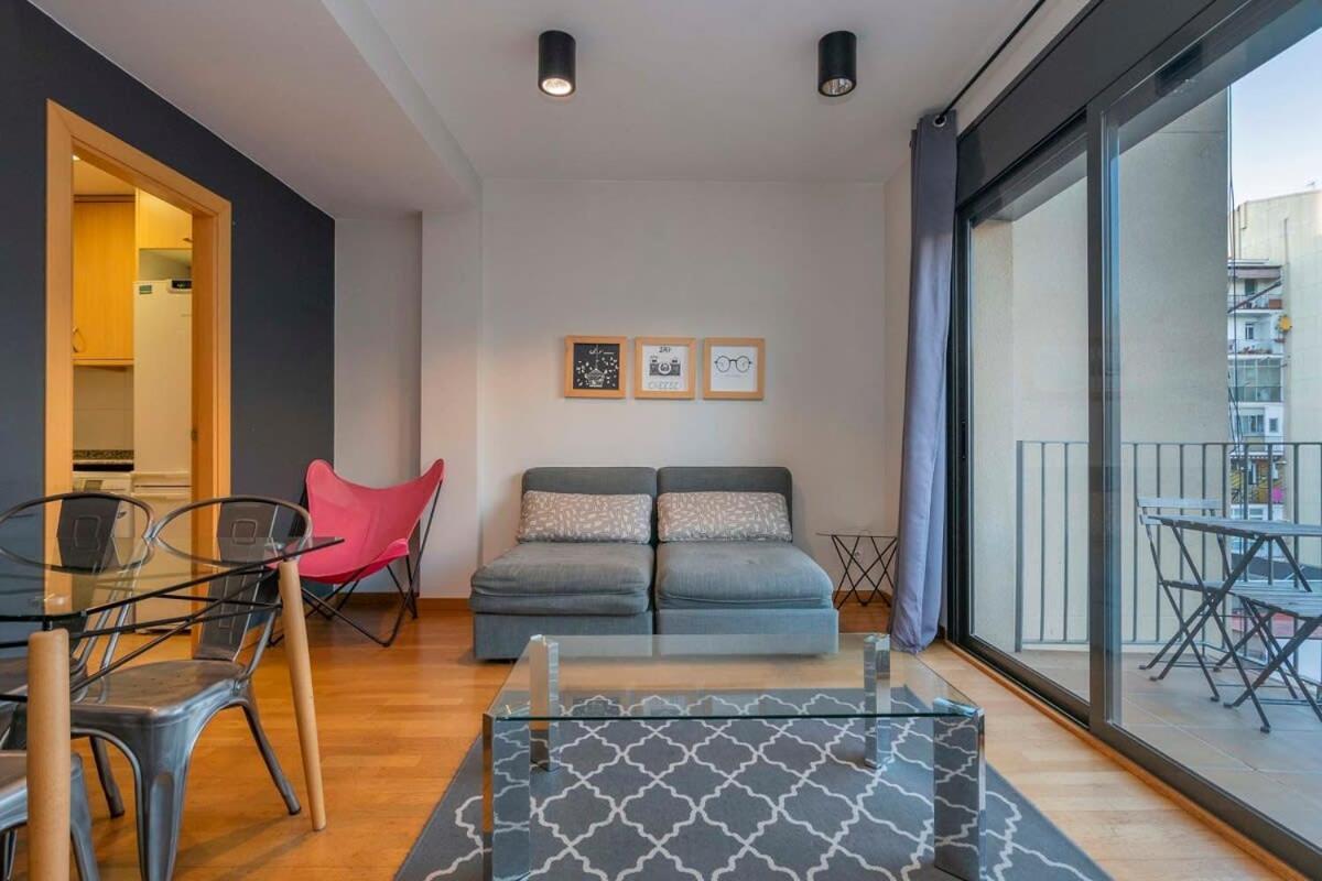 Modern And Bright Apartment In Eixample 3-1 Βαρκελώνη Εξωτερικό φωτογραφία