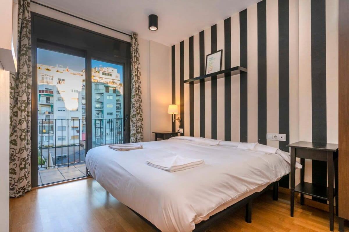 Modern And Bright Apartment In Eixample 3-1 Βαρκελώνη Εξωτερικό φωτογραφία