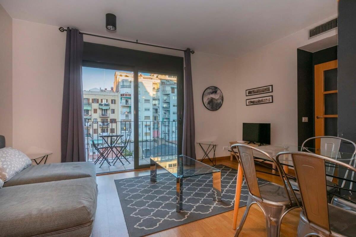 Modern And Bright Apartment In Eixample 3-1 Βαρκελώνη Εξωτερικό φωτογραφία